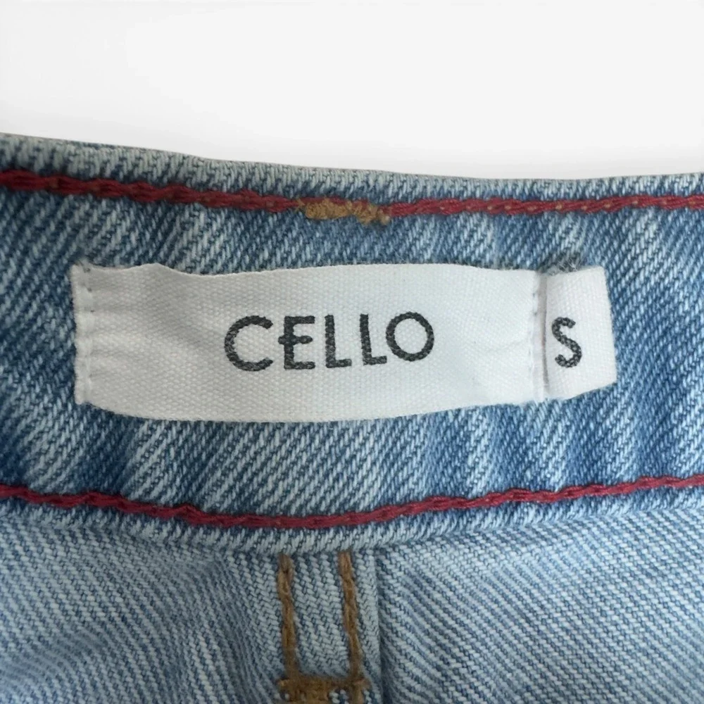 Cello Denim Shorts Womens Size S Light Wash Distressed Raw Hem High Rise